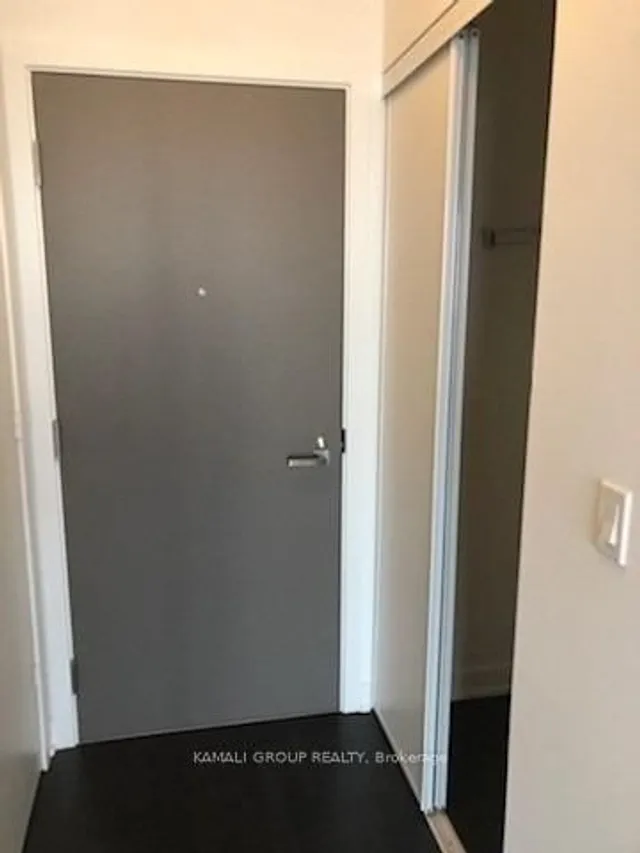 Additional image 15 of 501 St. Clair Ave Unit 1303