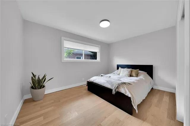 Additional image 16 of 441 Elmwood Ave