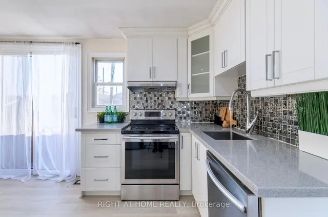 Additional image 11 of 266 Earlscourt Ave