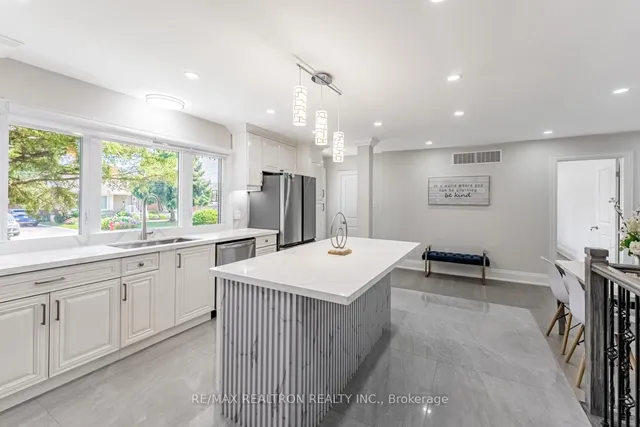 Additional image 10 of 79 Blanmora Dr