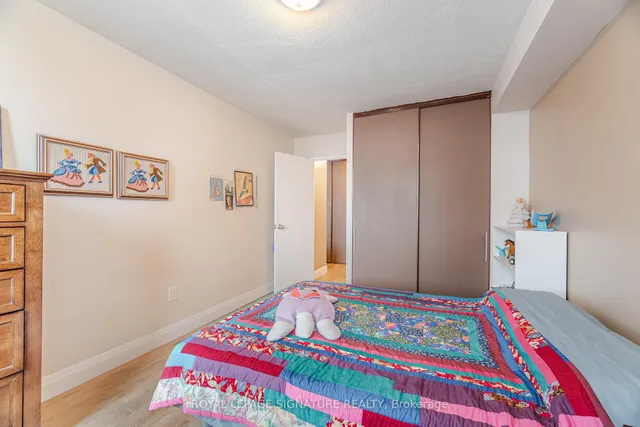 Additional image 27 of 541 Blackthorn Ave Unit 1110