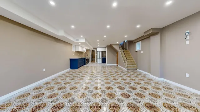 Additional image 36 of 14 Little Blvd