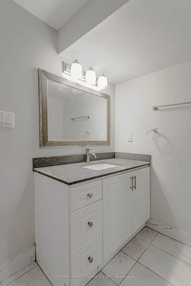 Additional image 44 of 32 Heddon Crt