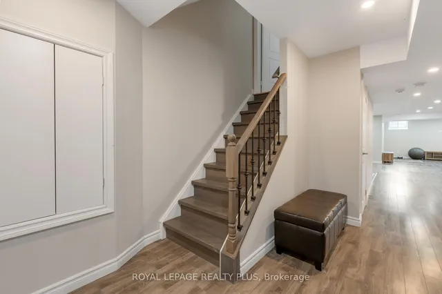 Additional image 36 of 1059 McClenahan Cres