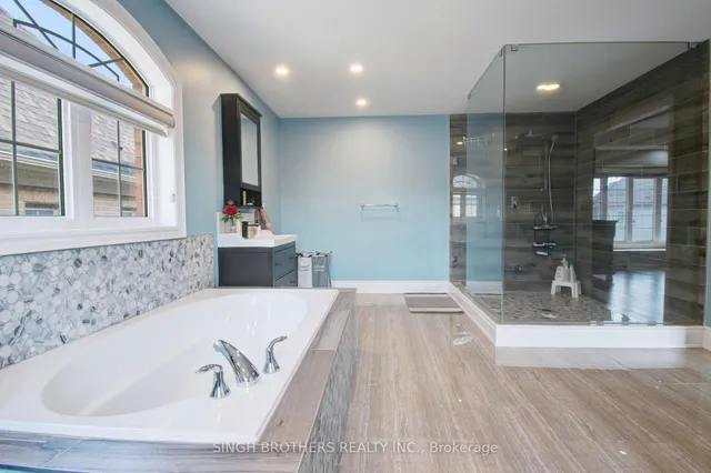 Additional image 29 of 15 Degrey Dr