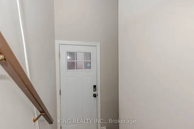 Additional image 37 of 28 AINSLIE Ave