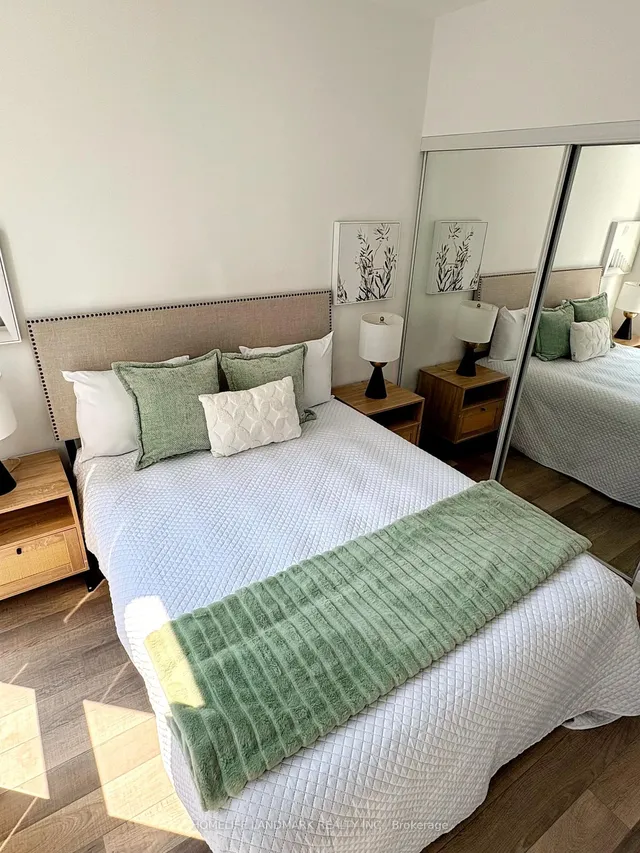 Additional image 13 of 77 Mutual St Unit 405