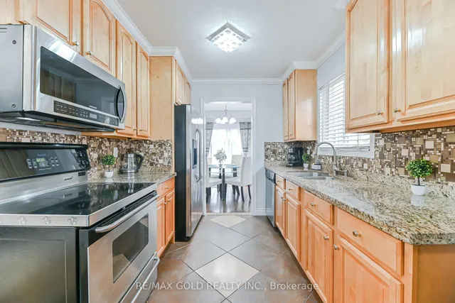 Additional image 6 of 31 Cassander Cres