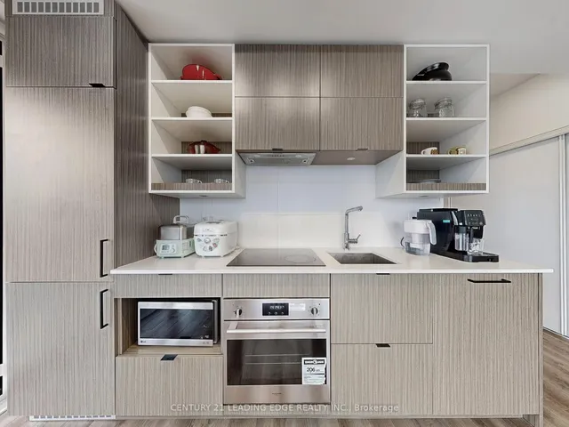 Additional image 11 of 20 Edward St Unit 2403