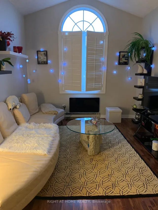 Additional image 18 of 32 Heathcliffe Sq