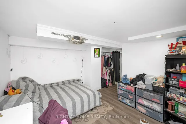 Additional image 35 of 18 Huntley St