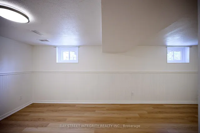 Additional image 30 of 106 Beland Ave