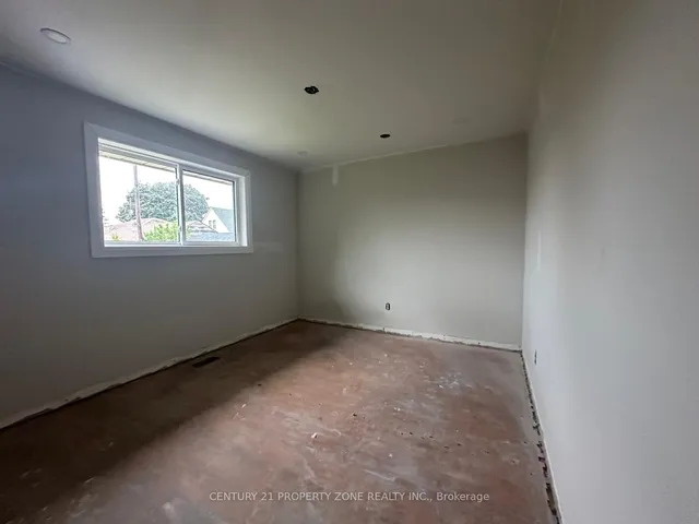 Additional image 7 of 237 Fernwood Cres