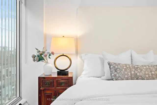 Additional image 33 of 30 Wellington St Unit 1005