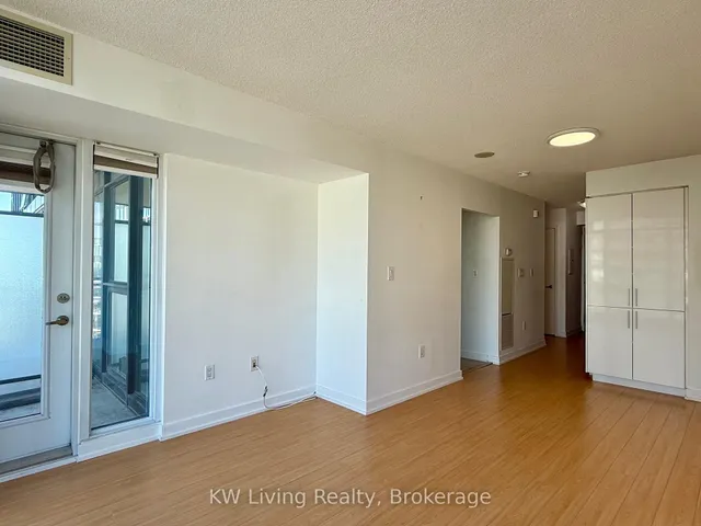 Additional image 24 of 25 Capreol Crt Unit 2002