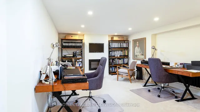 Additional image 27 of 42 Lytton Blvd