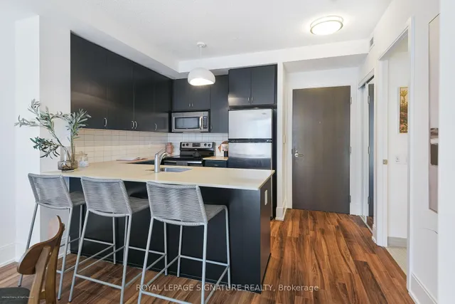 Additional image 4 of 560 Front St Unit 1007