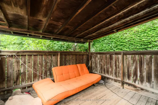 Additional image 27 of 382 Spadina Rd