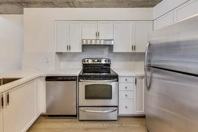 Additional image 7 of 1029 King St Unit 213