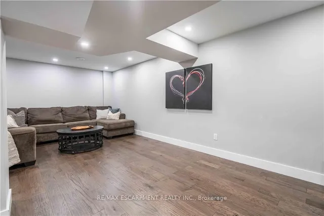 Additional image 30 of 95 Greti Dr