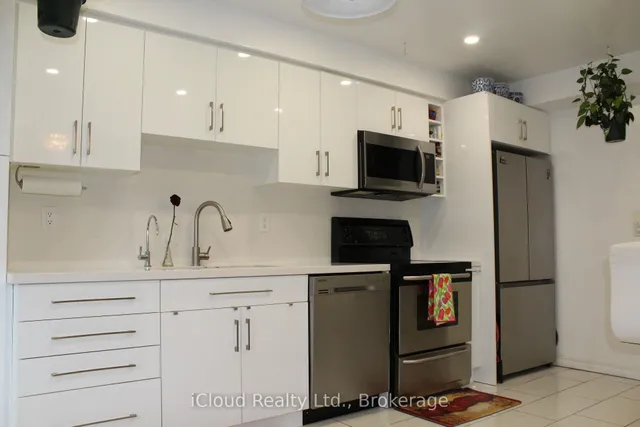 Additional image 4 of 3 Hartnell Sq Unit 2