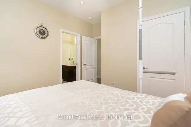 Additional image 30 of 792 Glenbrook Ave