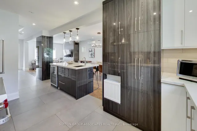 Additional image 15 of 143 Pinewood Ave