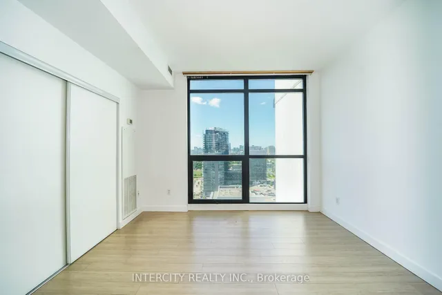 Additional image 26 of 29 Singer Crt Unit 3002