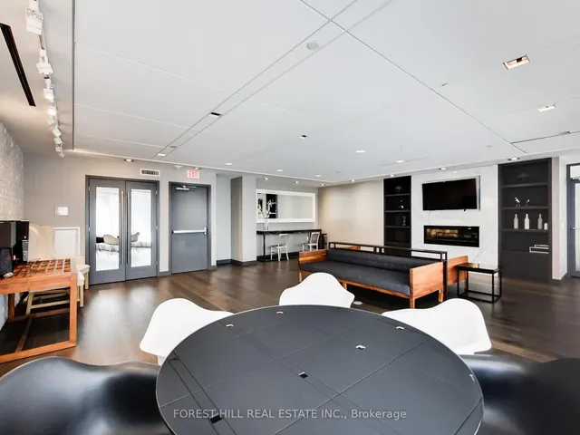 Additional image 35 of 210 Simcoe St Unit 2301