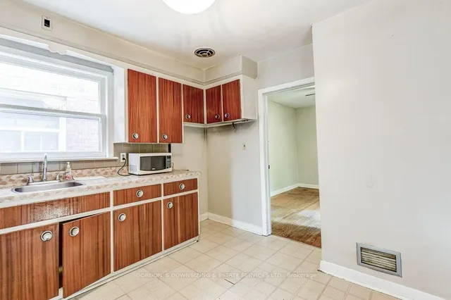 Additional image 13 of 97 Mc Roberts Ave