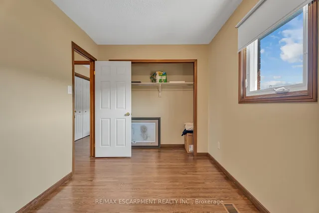 Additional image 24 of 2 Vinehill Dr