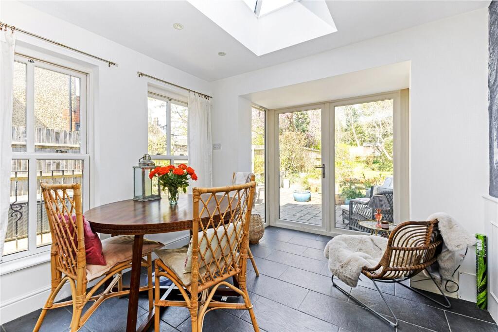 Additional image 8 of Southdown Road, Harpenden, Hertfordshire, AL5