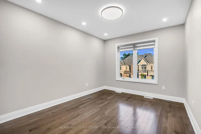 Additional image 30 of 24 Dalbeattie Dr