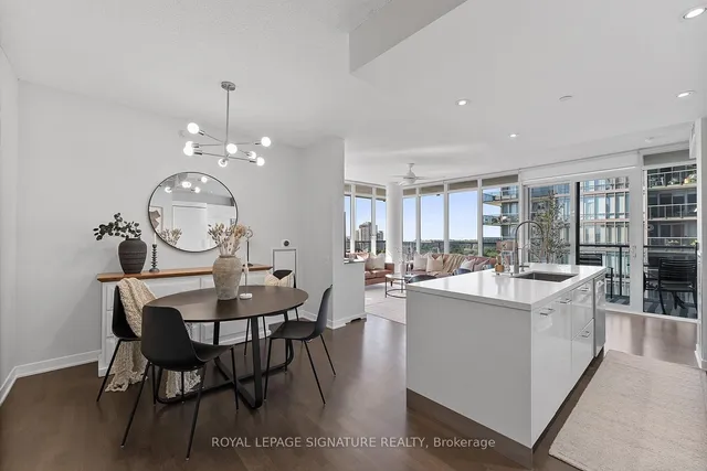 Additional image 4 of 90 Park Lawn Rd Unit 2005