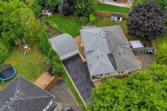 Additional image 37 of 10 Minton Pl