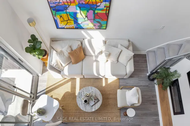 Additional image 17 of 800 King St Unit 811