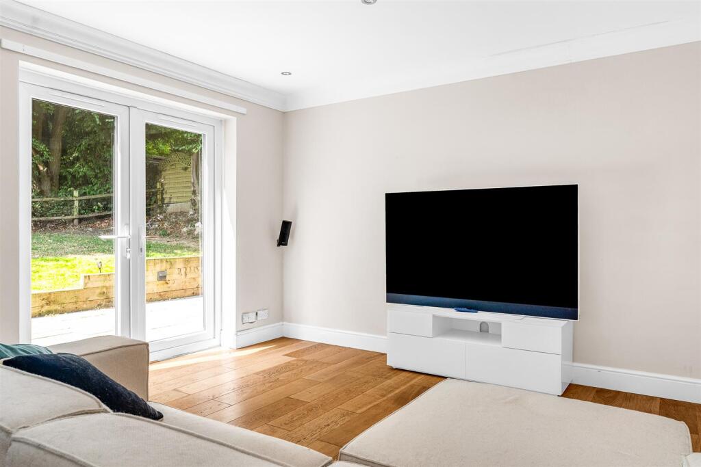 Additional image 12 of Birch Grove, Welwyn