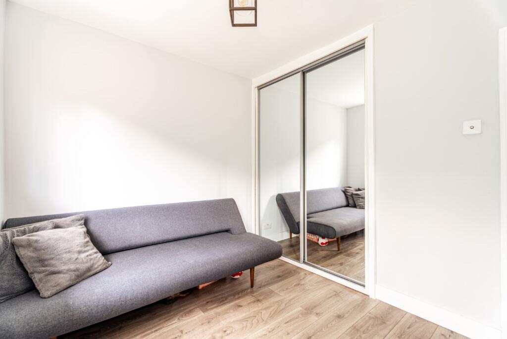 Additional image 10 of Sycamore Drive, Park Street, St. Albans, Hertfordshire, AL2