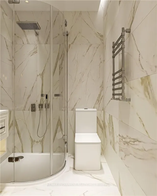 Additional image 25 of 49 Roselawn Ave