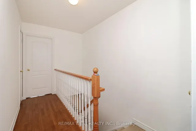 Additional image 12 of 8 James Stock Path