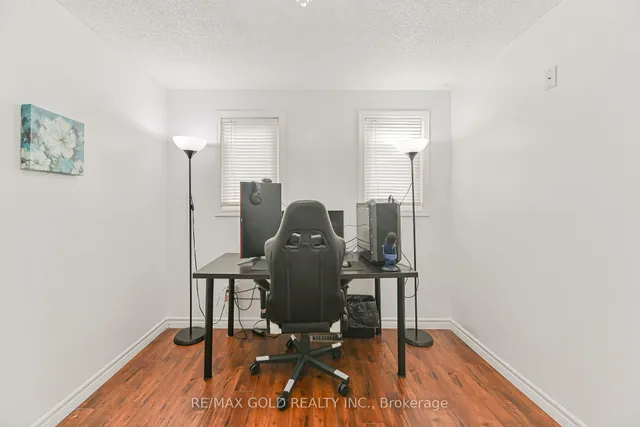 Additional image 35 of 31 Cassander Cres