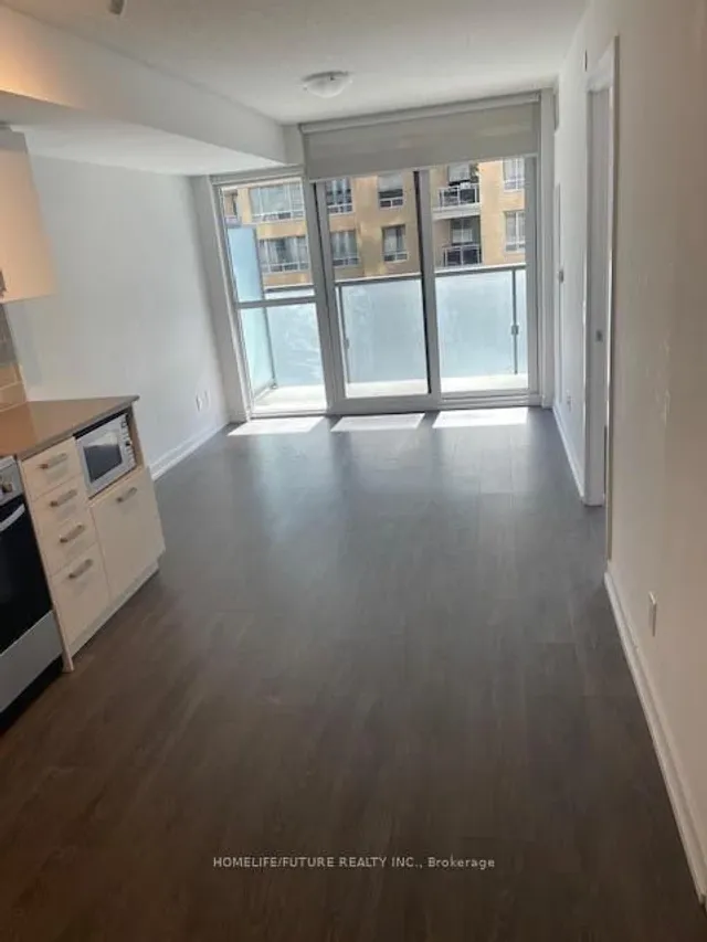 Additional image 13 of 125 Redpath Ave Unit 510