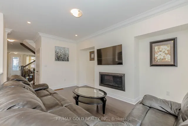 Additional image 12 of 34 Folgate Cres