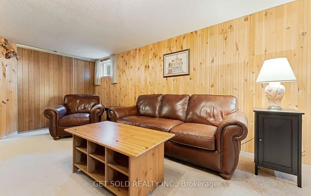 Additional image 26 of 24 Huntsmoor Rd