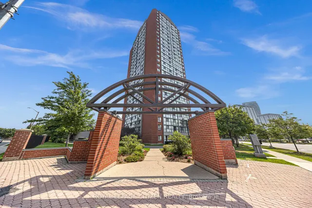 Additional image 21 of 4205 Shipp Dr Unit 301