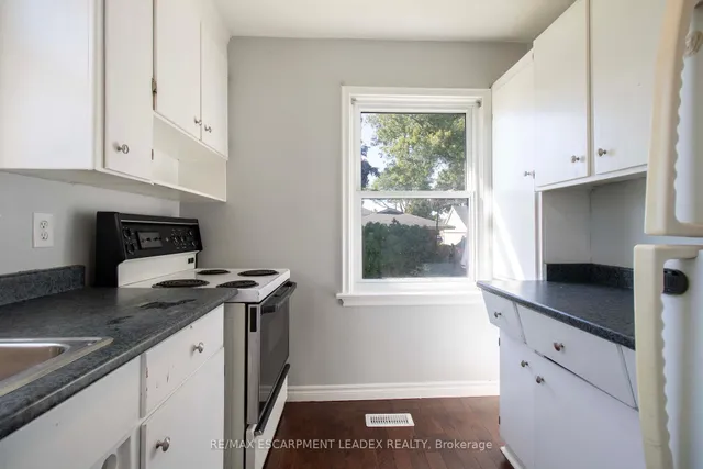 Additional image 16 of 22 Nancy St