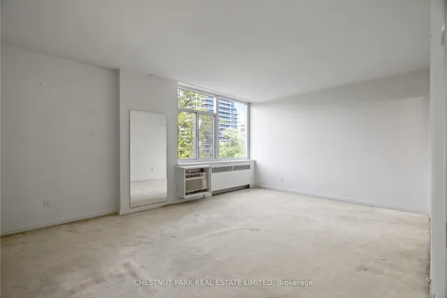 Additional image 12 of 500 Avenue Rd Unit 602