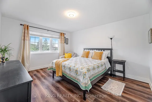 Additional image 35 of 89 Crystal Glen Cres