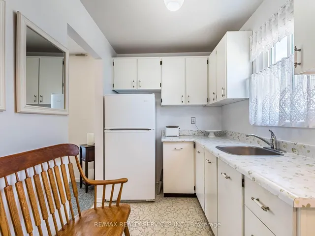 Additional image 19 of 20 Jasmine Sq