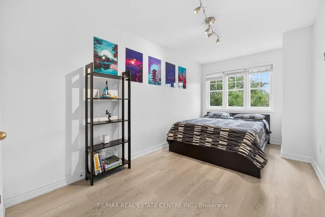 Additional image 22 of 31 Martree Cres